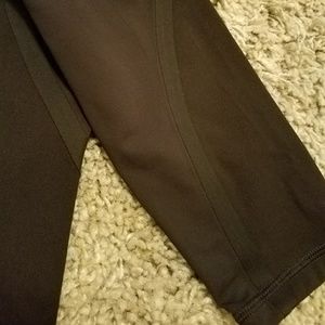 lululemon lux 7/8 black legging with pocket detail